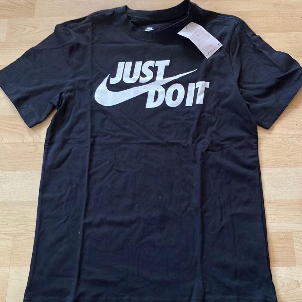 Men’s T-shirt
